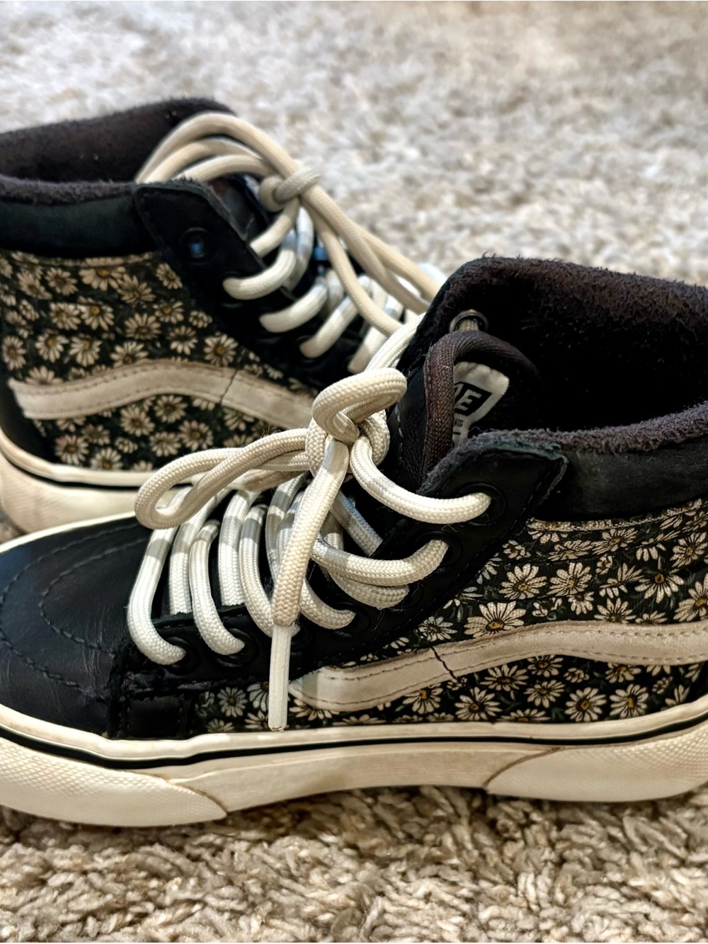 Vans MTE Kids Black & White Floral High-Top Kids Sneakers